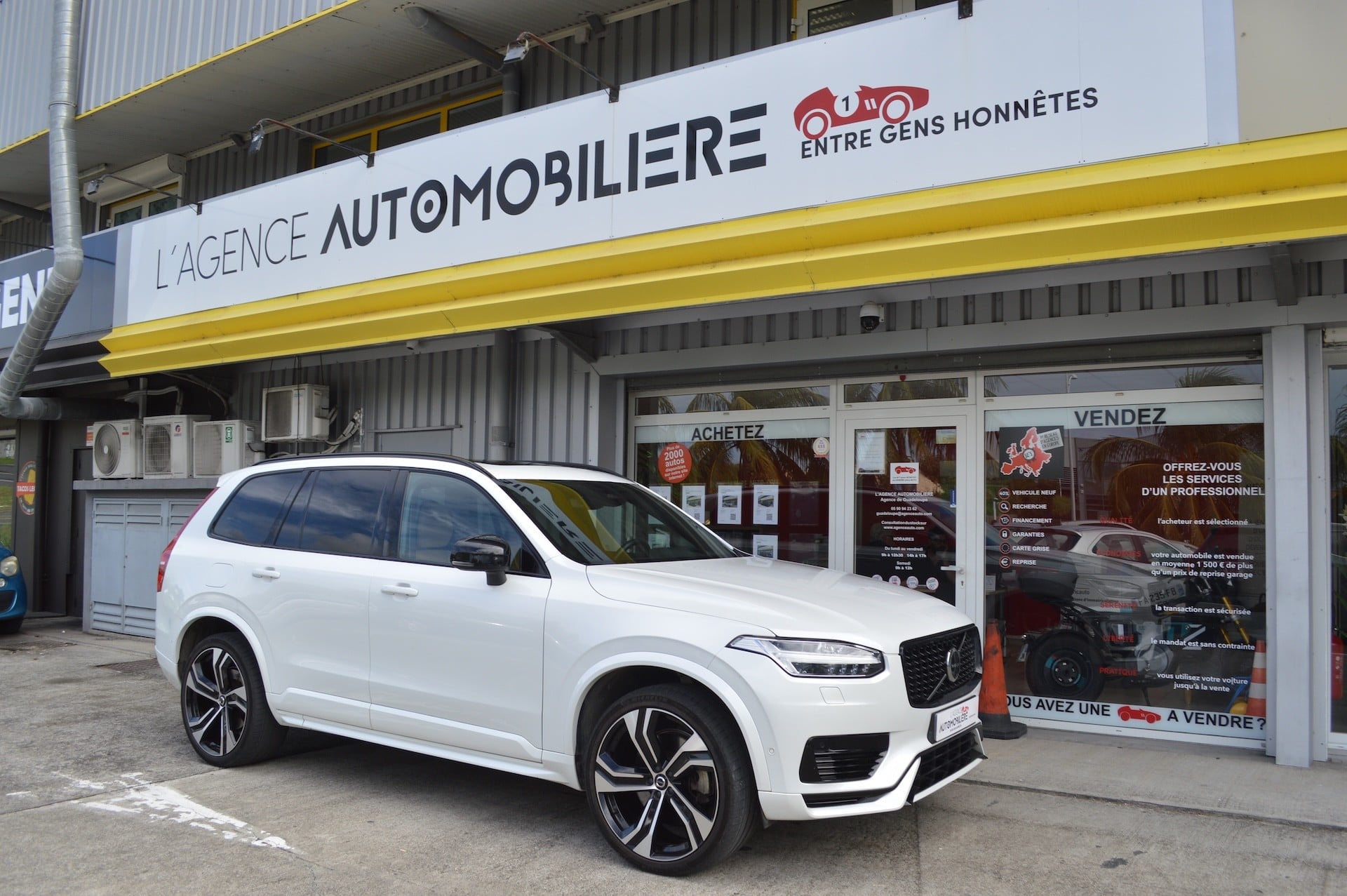 Volvo XC90 T8 AWD 310 + 145ch Ultimate Style Dark Geartronic