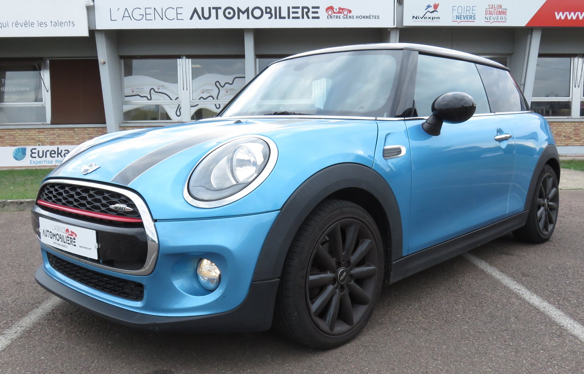 Mini Mini Cooper D 116ch Marylebone BVA - Historique d'entretien complet.