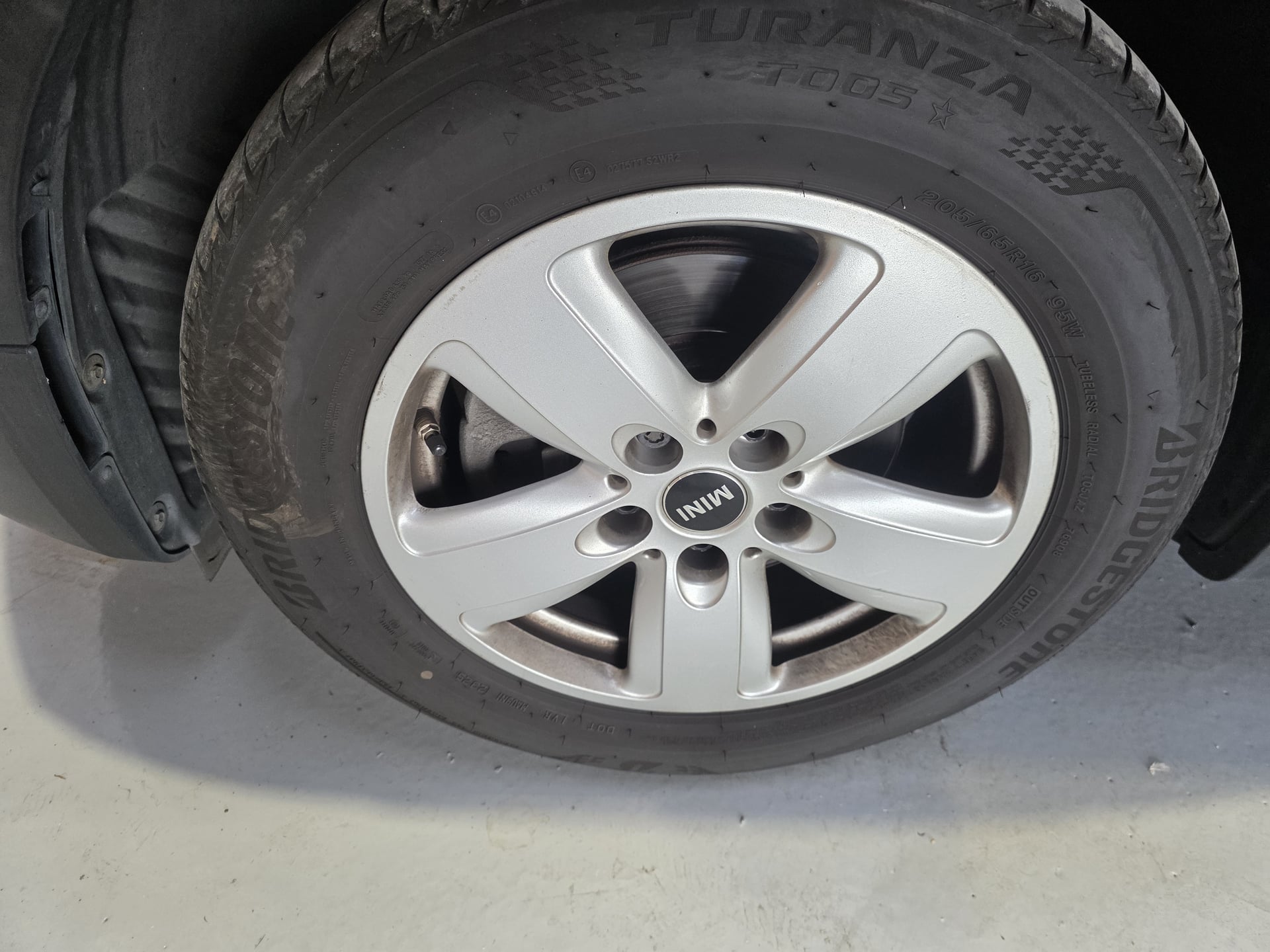 Mini Countryman ONE 1.5 102 CH — 23