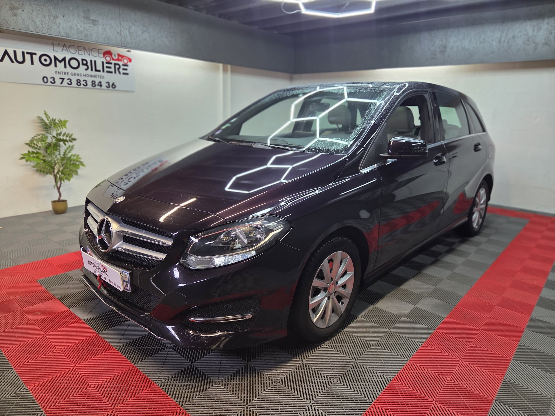 Mercedes-Benz Classe B B180 122ch Sensation automatique 7G-DCT GARANTIE 12 MOIS
