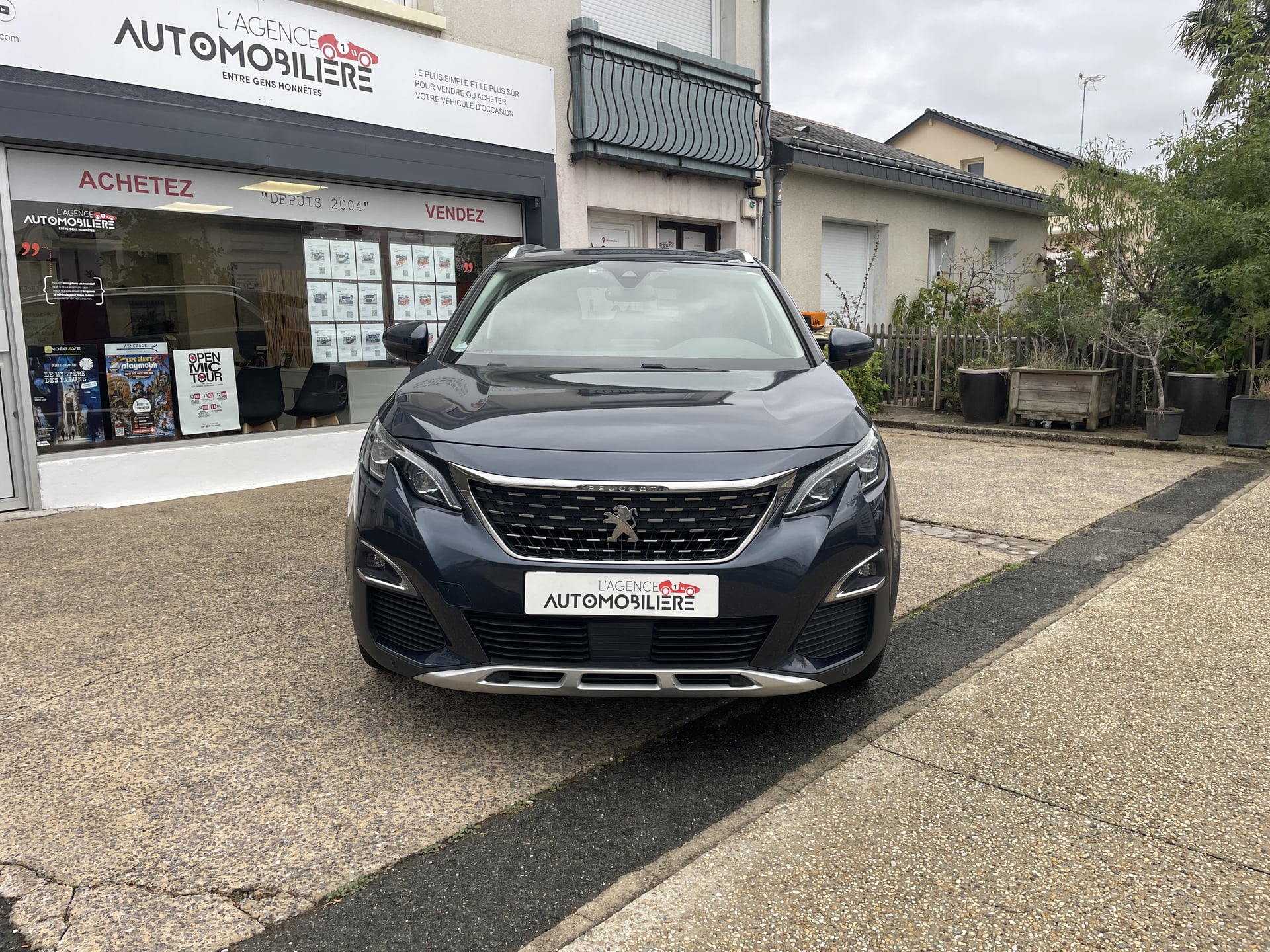 Peugeot 5008 1.6 BlueHDi S&S 120 cv ALLURE 7 Places - 2ème main — 2