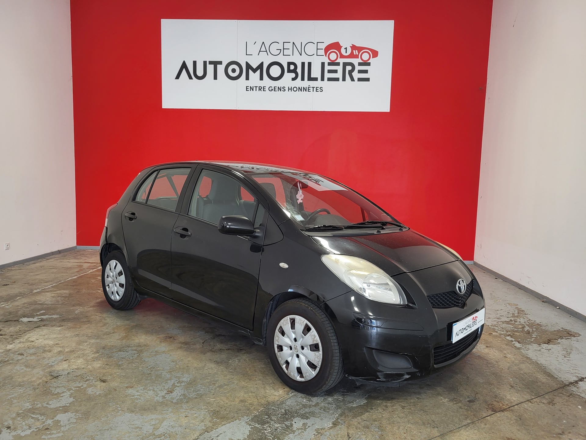 Toyota Yaris 1.4 D4D 90 BVA 5P - ECRAN CARPLAY