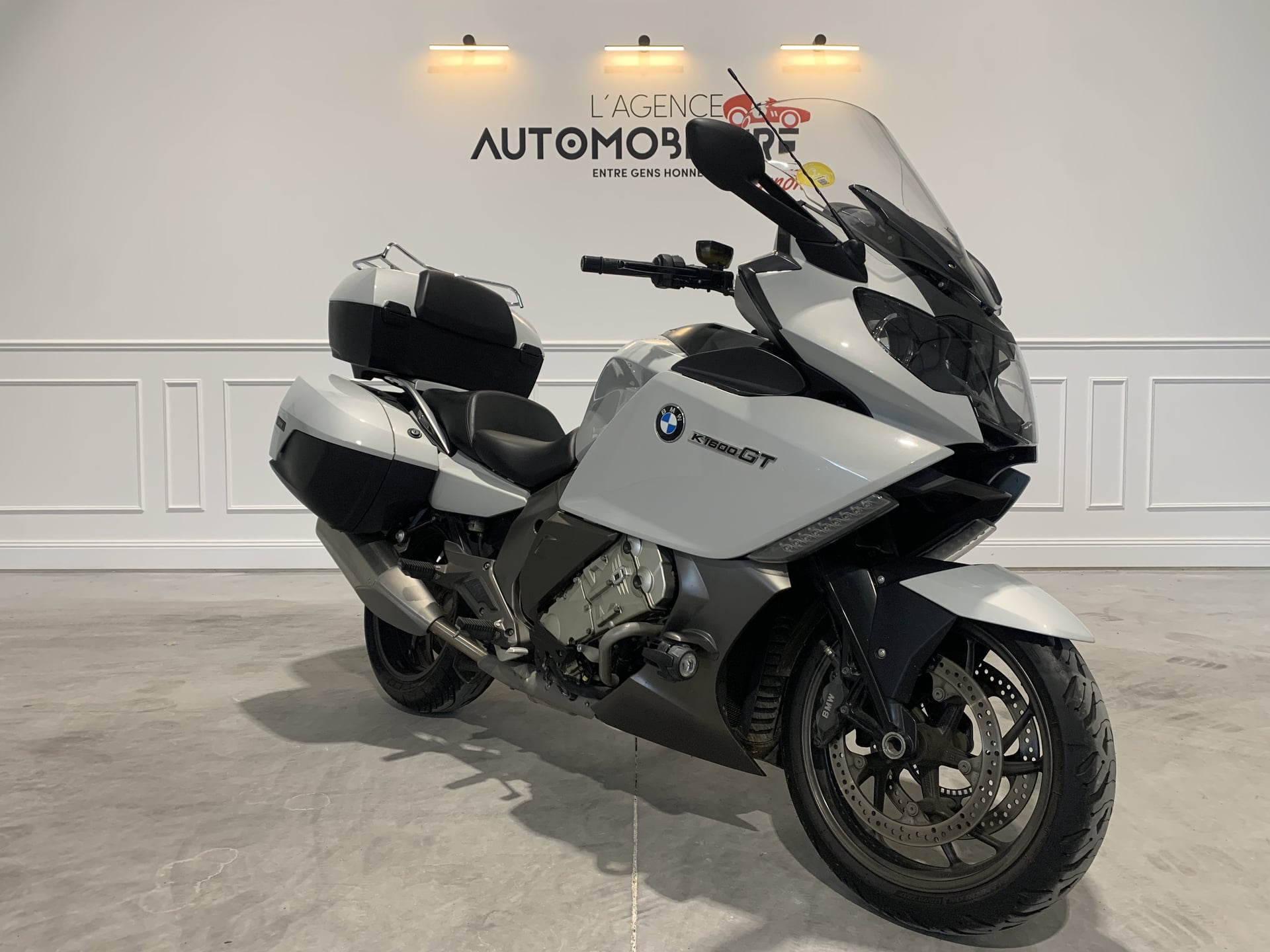 BMW K 1600 GT + Top case — 2