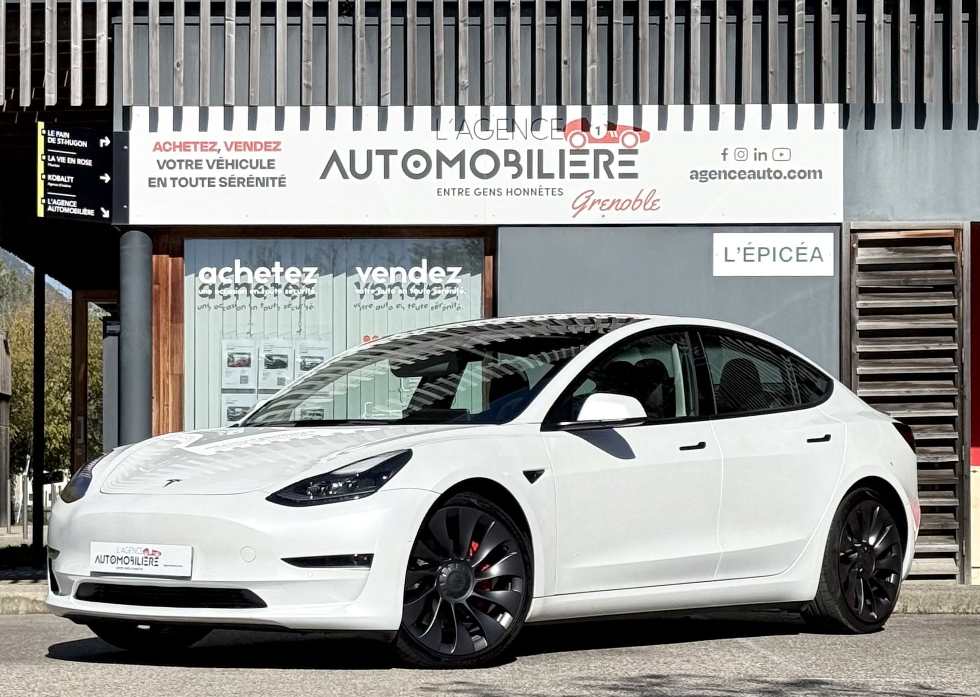Tesla Model 3 Performance AWD Dual Motor 513ch