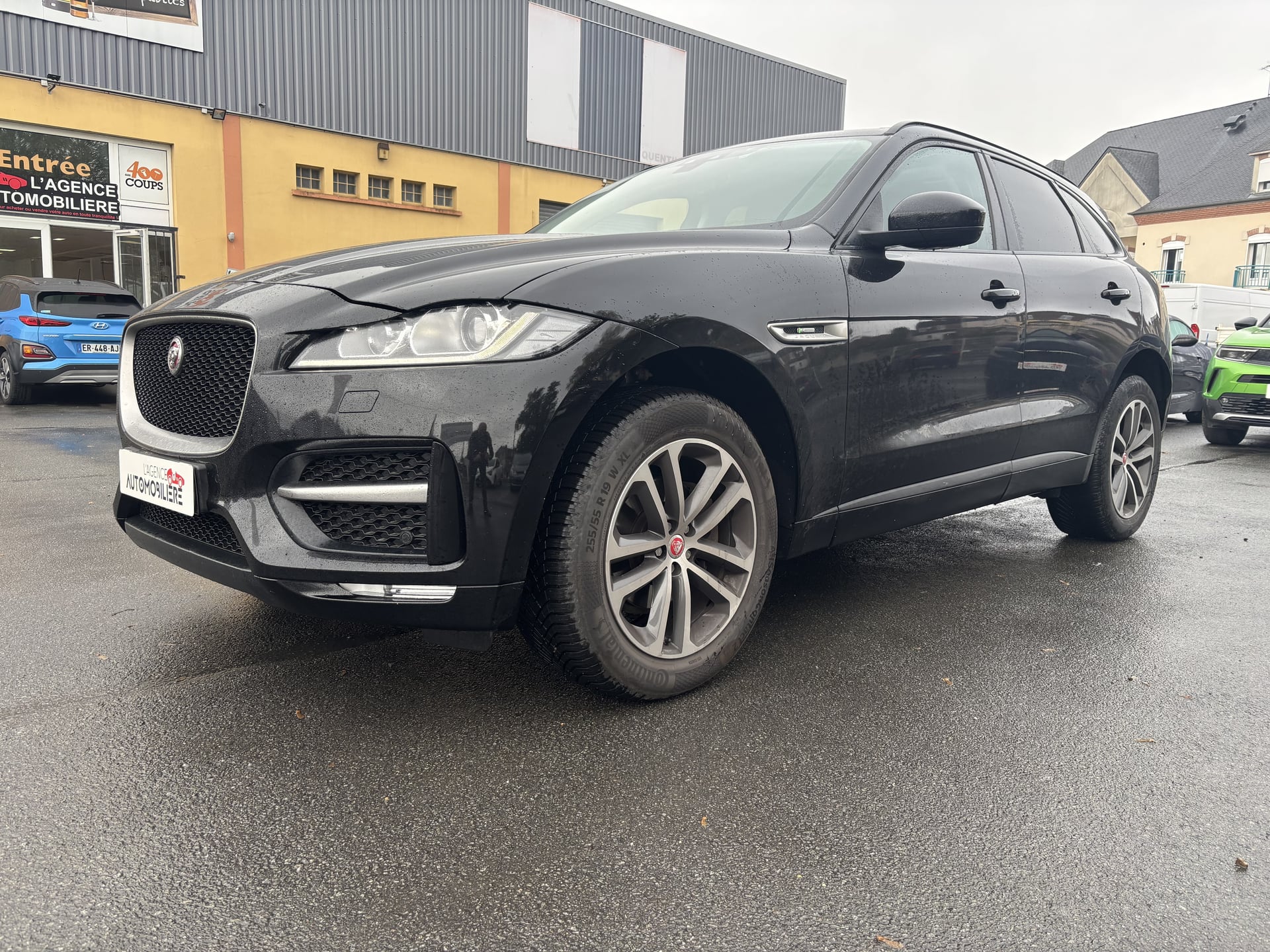 Jaguar F-Pace Black Edition 2.0D 180cv AWD BVA