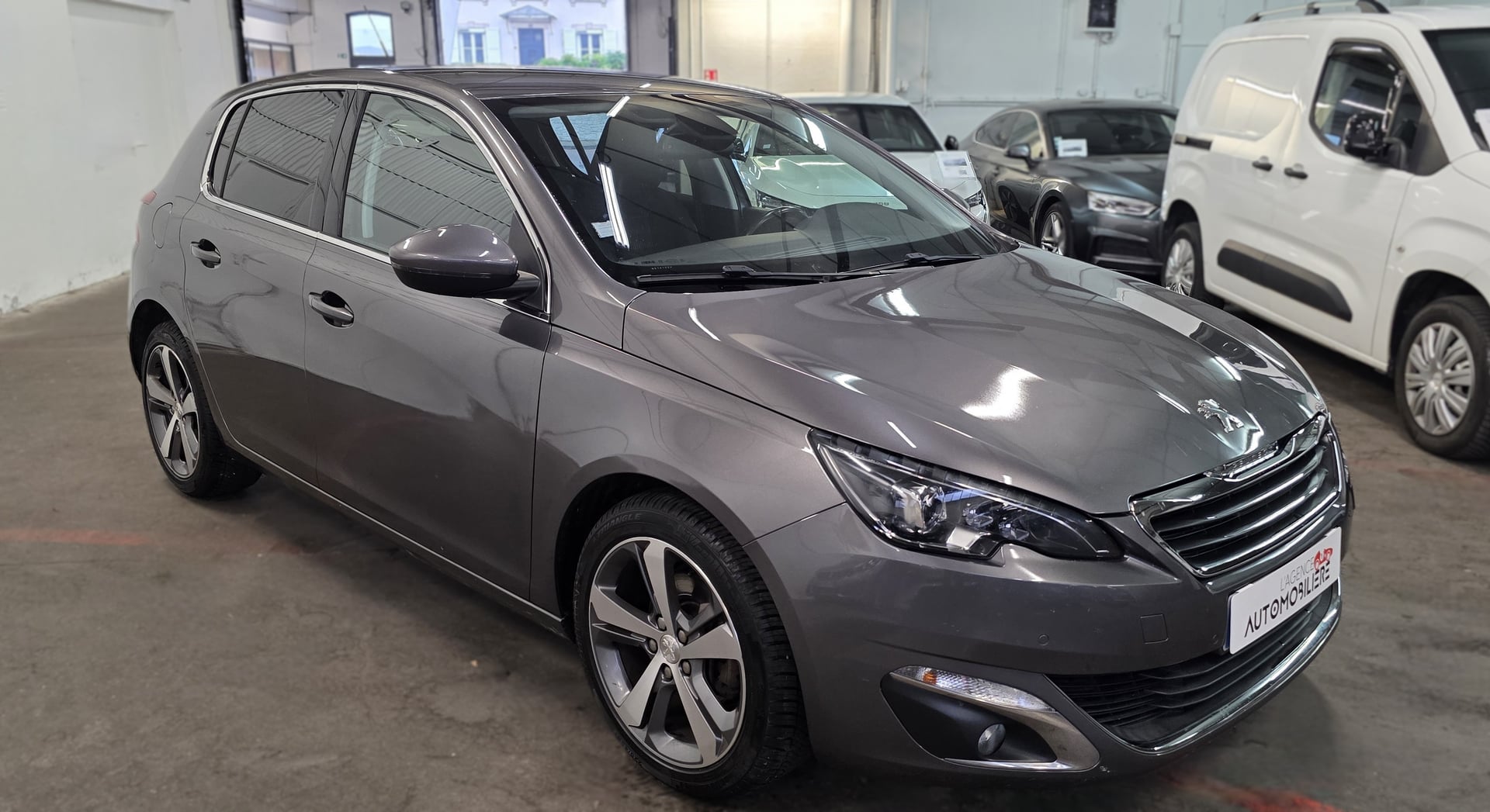 Peugeot 308 Allure 130ch EAT6 — 2
