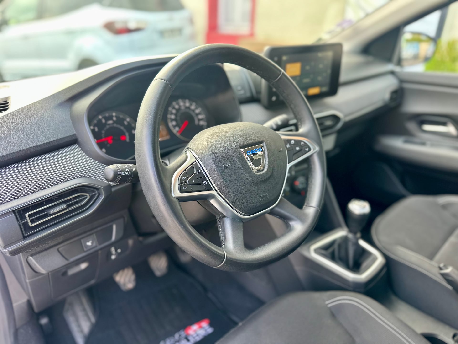Dacia Dacia Sandero 1.0 SCe 65ch Confort -22 — 33