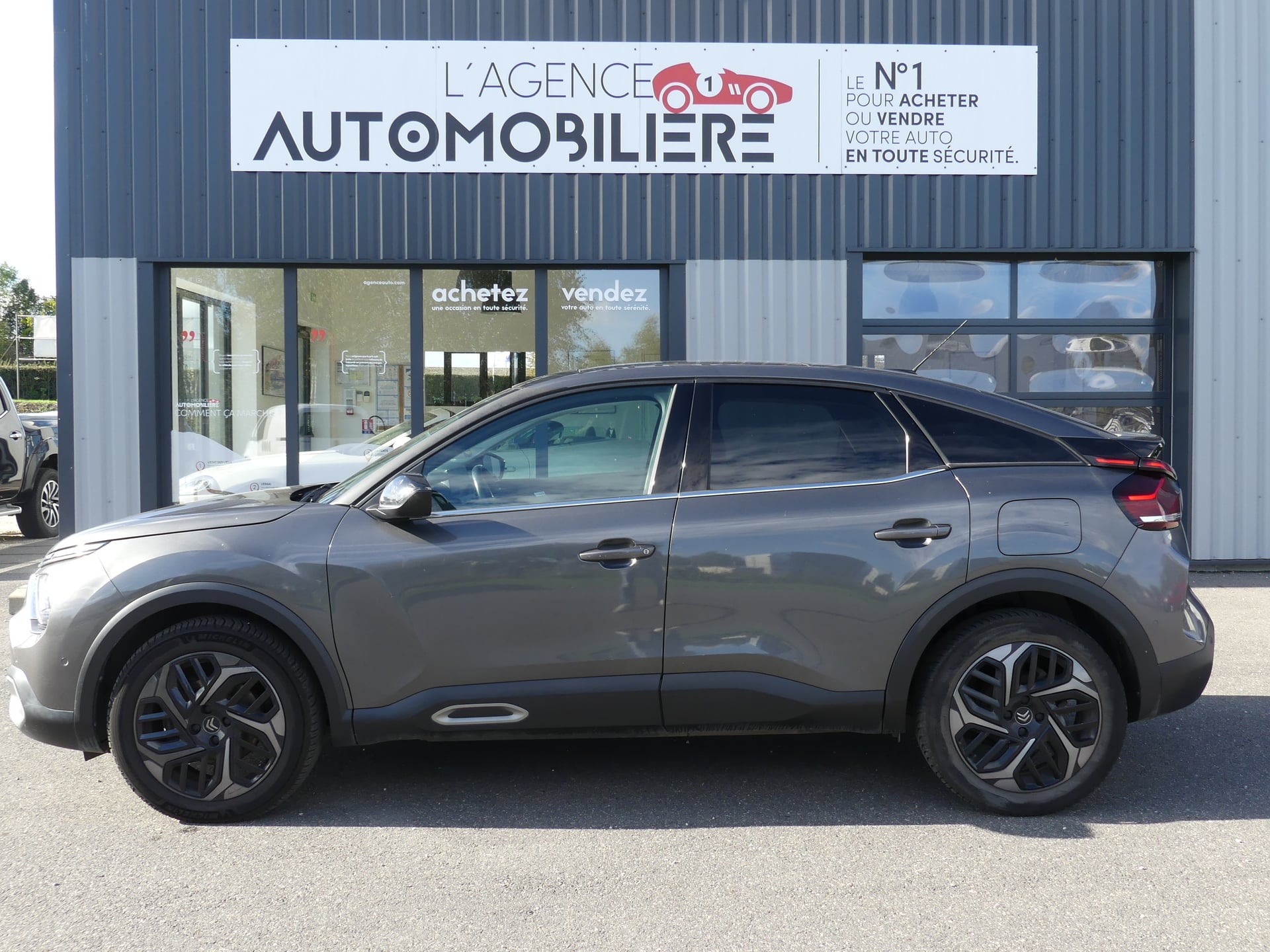 Citroen C4 SHINE 1.5 HDI 110CV — 2