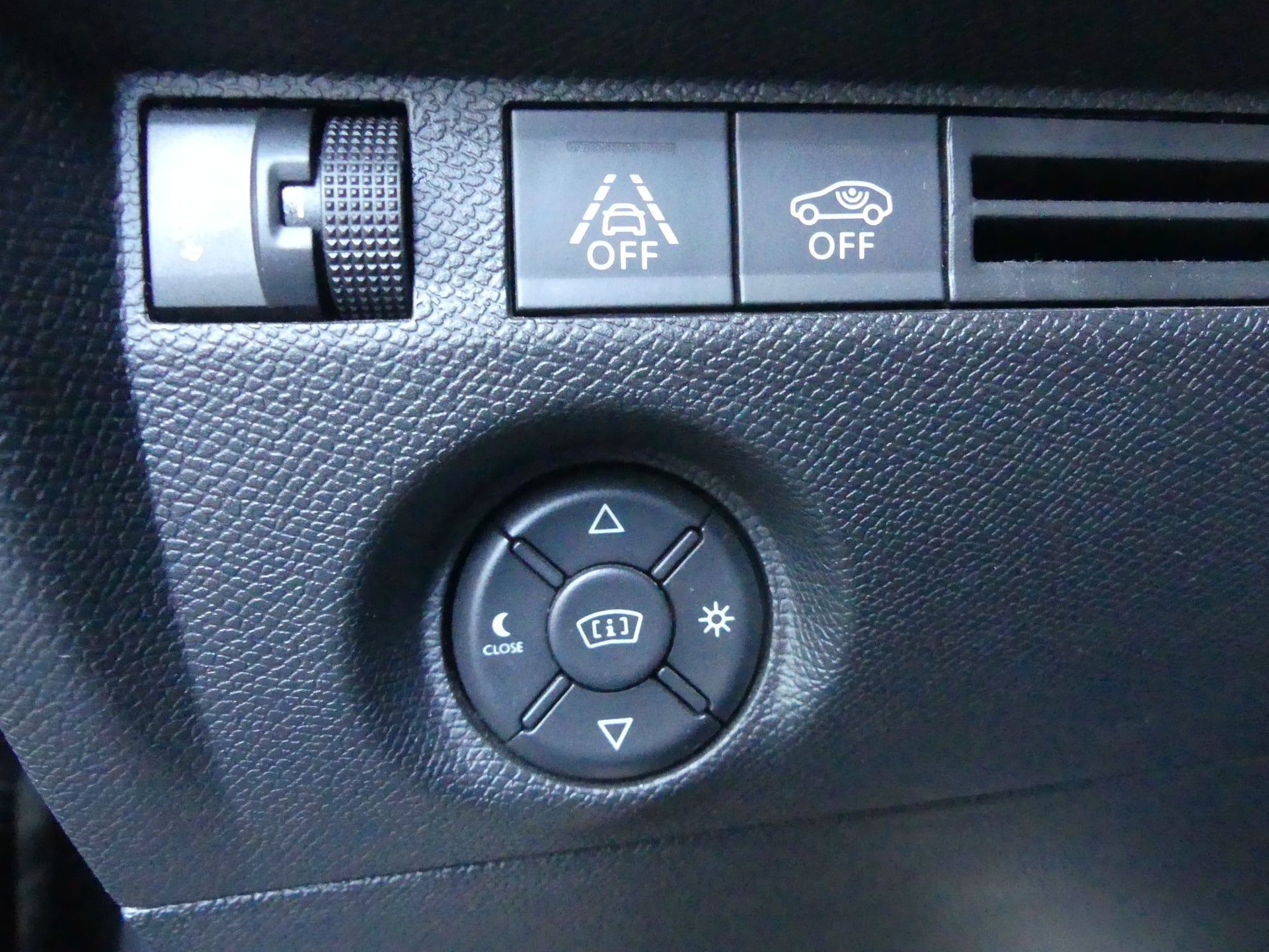 Citroen C4 SHINE 1.5 HDI 110CV — 34