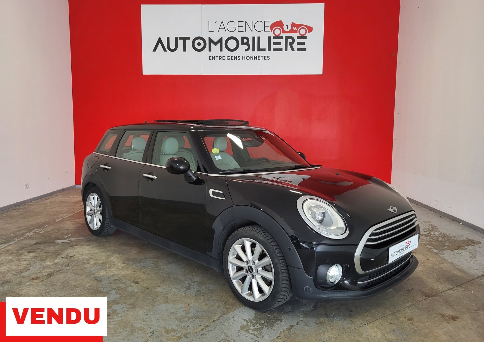 Mini Clubman MINI CLUBMAN COOPER D 2.0L 150 TOIT PANORAMIQUE GPS CUIR COMPLET BVA8
