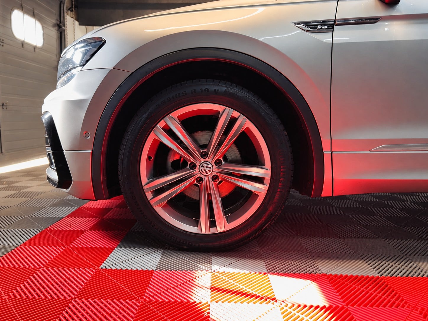Volkswagen Tiguan 2.0 TDI 150 cv DSG7 R-Line – Toit Ouvrant – Garantie 12 Mois – Suivi VW & Speedy — 25