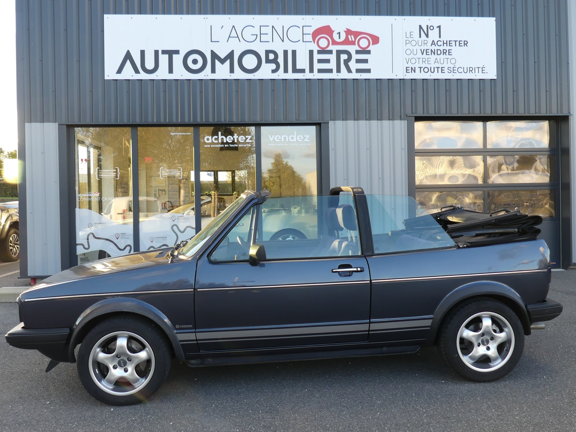 Volkswagen Golf Cabriolet 1.8 90 cv Sportline — 2