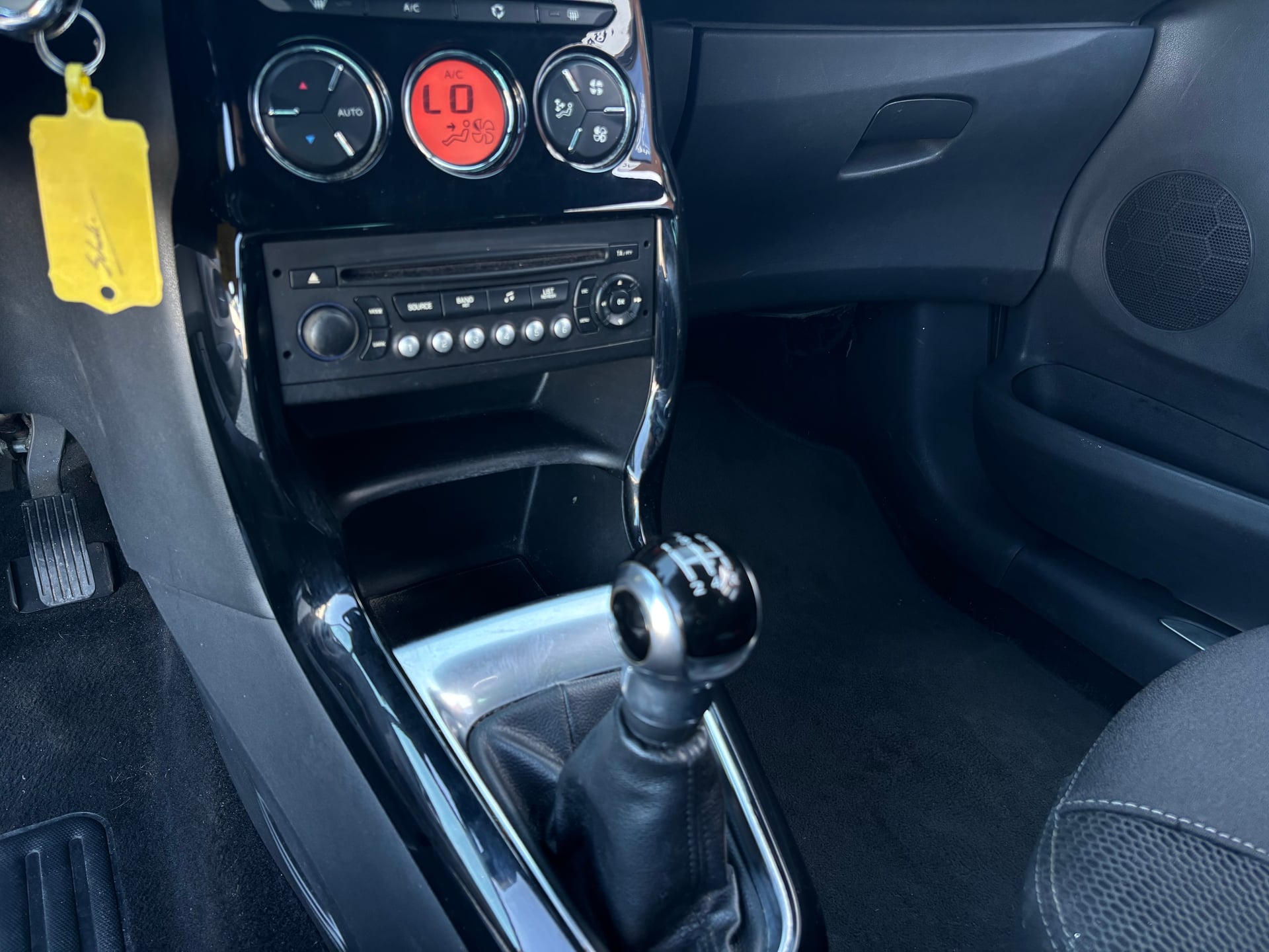 Citroen DS3 1.6 120 CH — 20