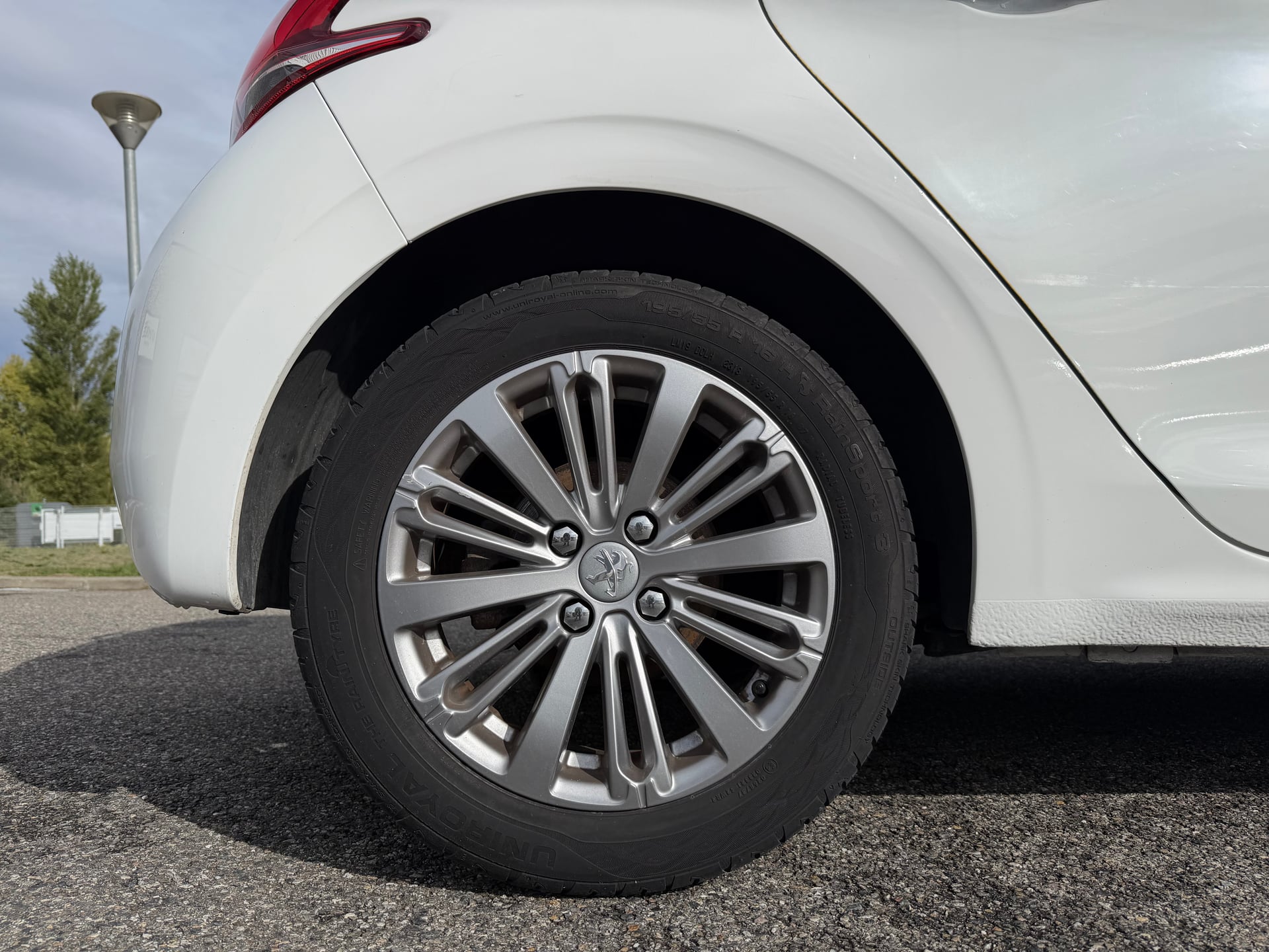 Peugeot 208 1.2 Courroie de distribution Neuve — 27