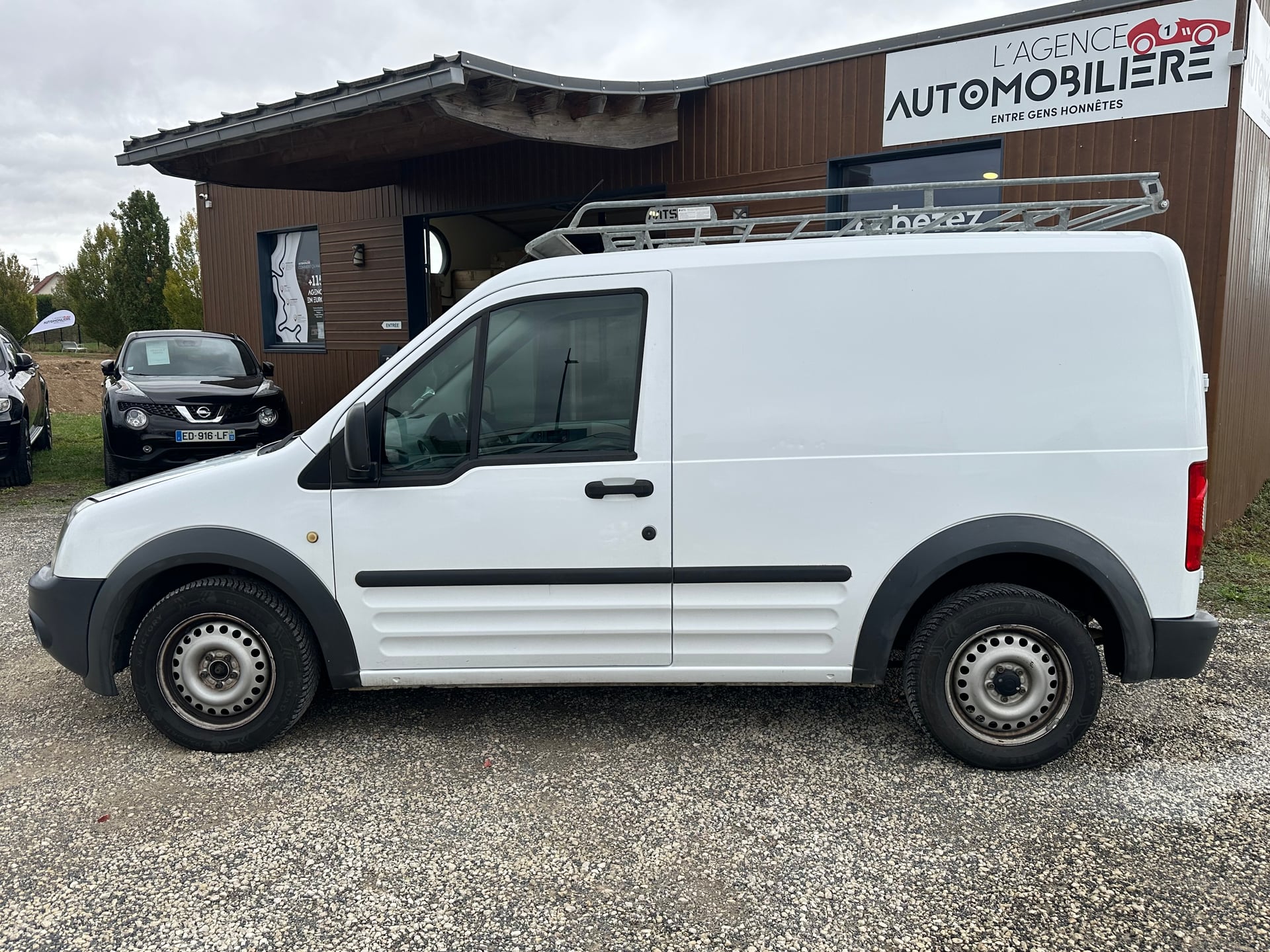 Ford Transit Connect Phase 2 1.8 TDCi 90 CH — 2