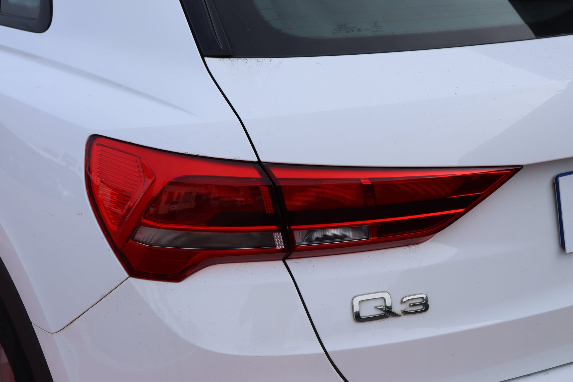 Audi Q3 Advanced — 60