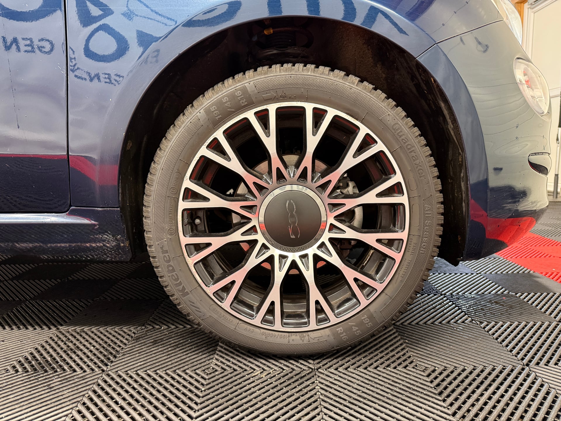 Fiat 500C III C 1.0 70 CH HYBRIDE BSG S/S CLUB — 24