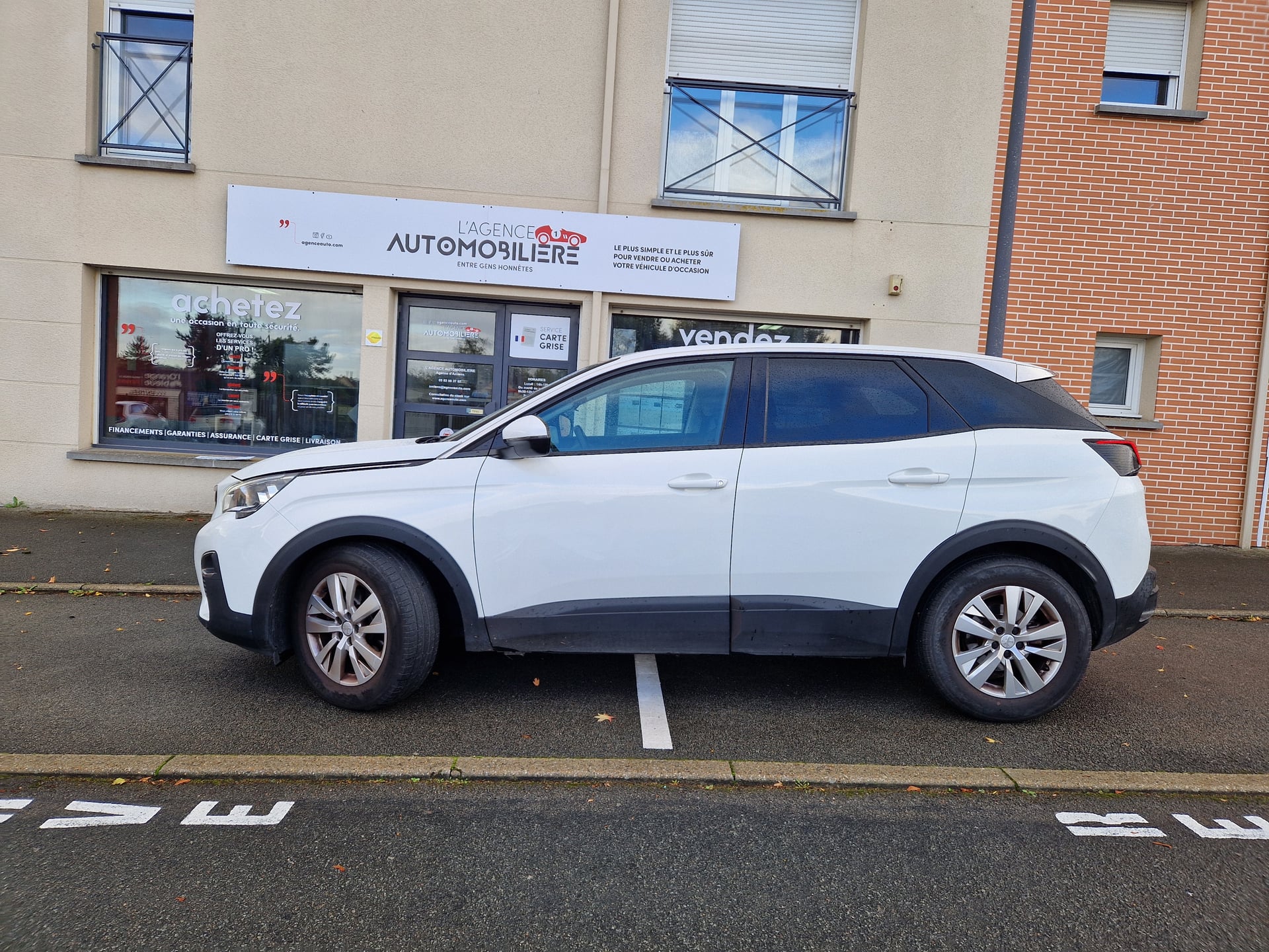 Peugeot 3008 II 1.5 HDI 130 S&S ACTIVE BUSINESS — 2