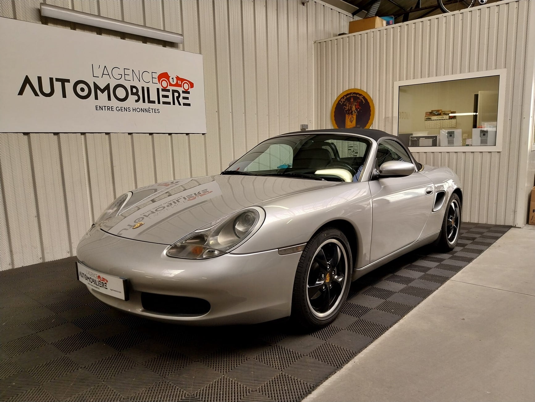 Porsche Boxster 2.7 220 ch