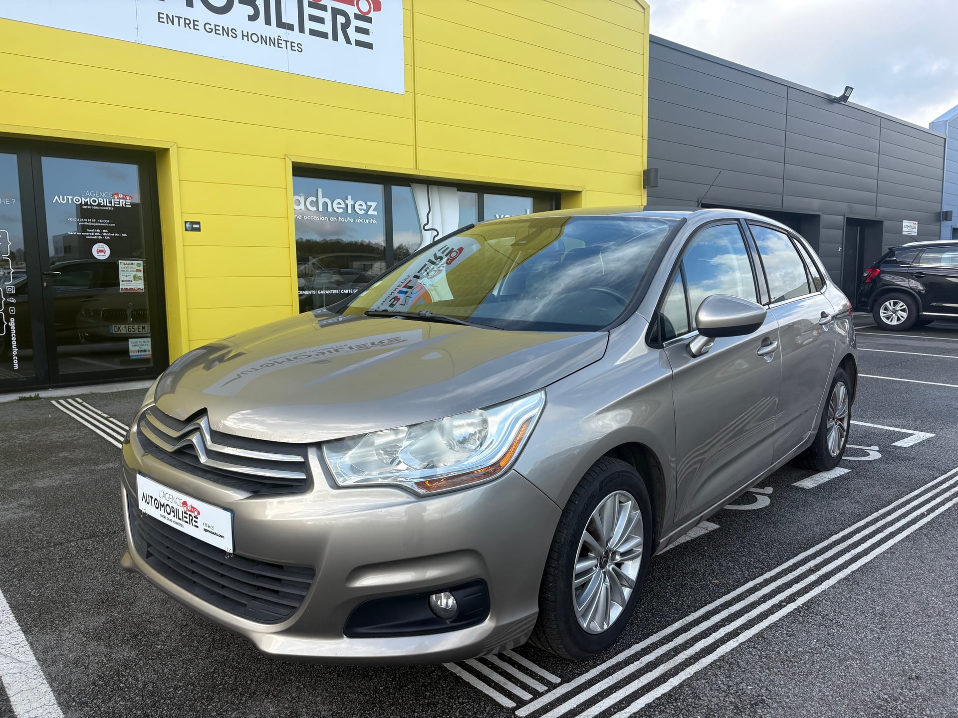 Citroen C4 II HDI Confort 90ch — 2