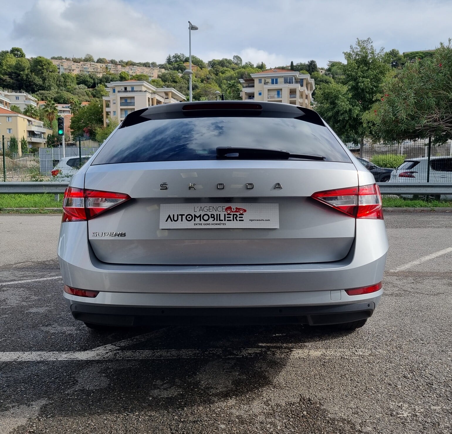 Skoda Superb 2.0 TDI 16V DSG7 150 cv Boîte auto Finition Business — 36