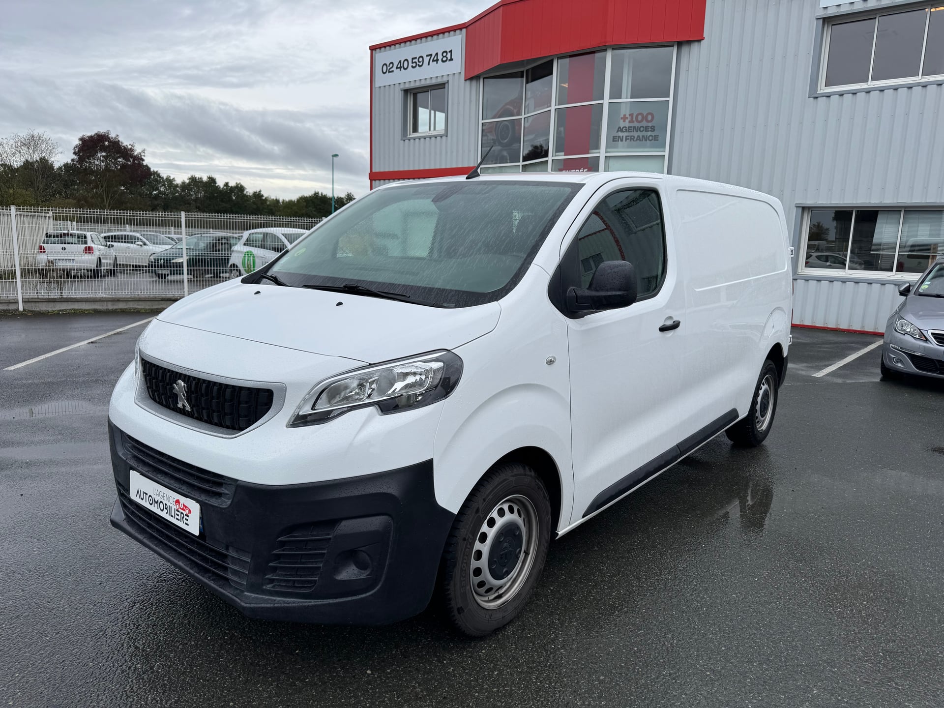 Peugeot Expert III FOURGON STANDARD 2.0 BLUEHDI 120 PREMIUM | GARANTIE 6 MOIS