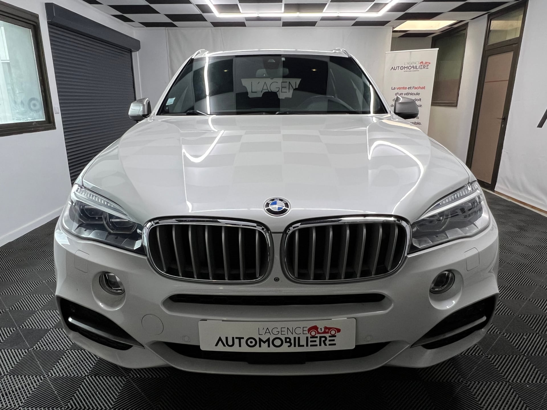 BMW X5 M50d 381 ch A — 2