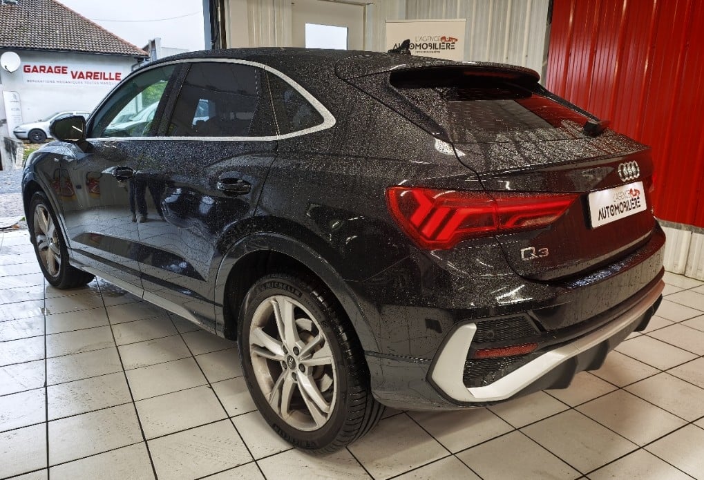 Audi Q3 Sportback 35 TDI 150cv S-LINE — 2