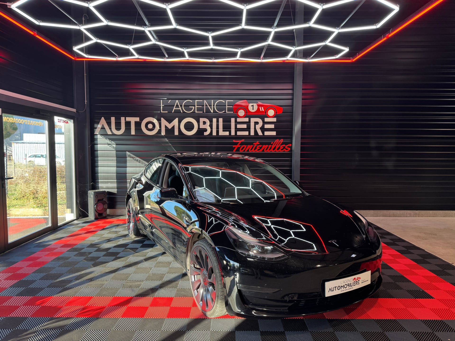 Tesla Model 3 Performance dual motor — 2