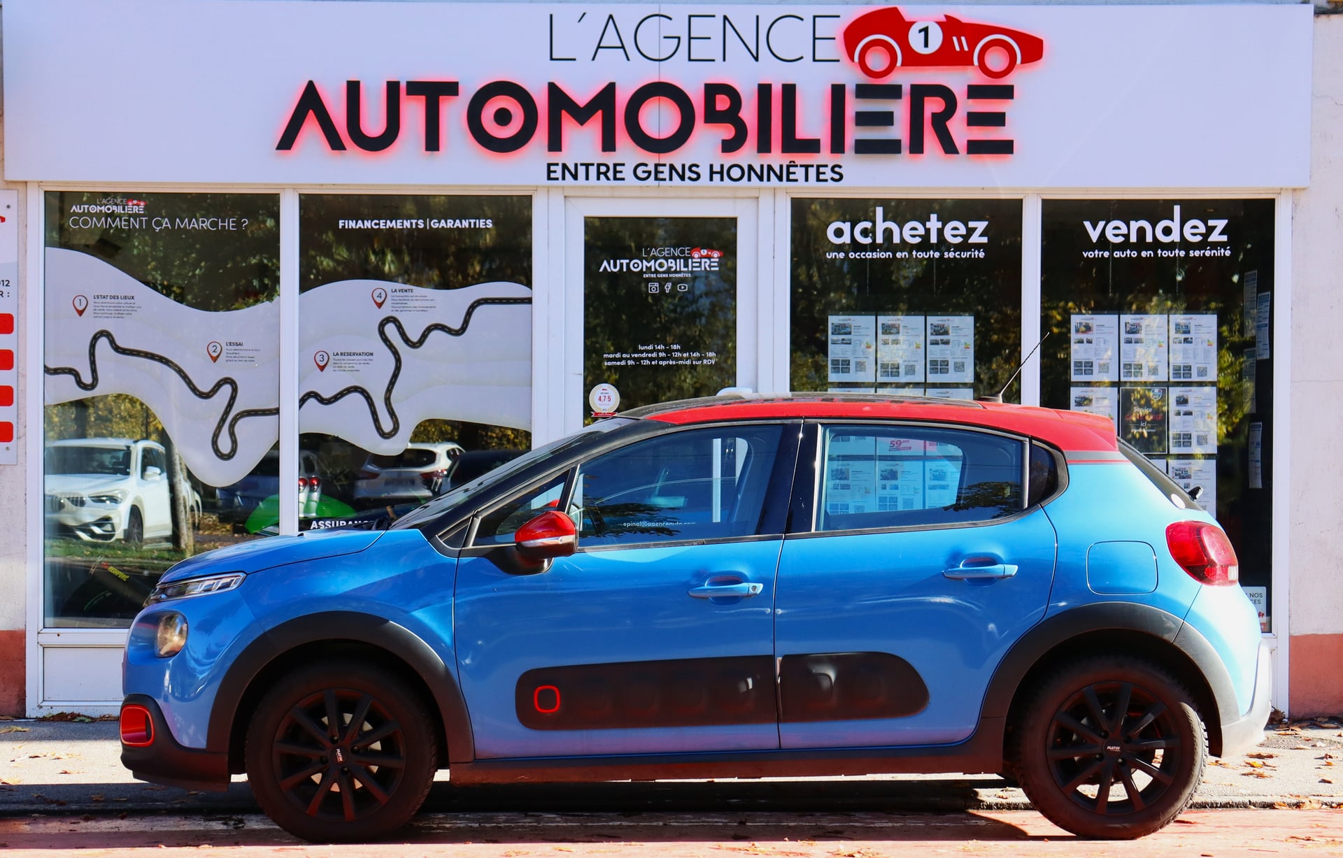 Citroen C3 1.6 BlueHDI 100 Shine (Toit panoramique, CarPlay, Caméra) — 2