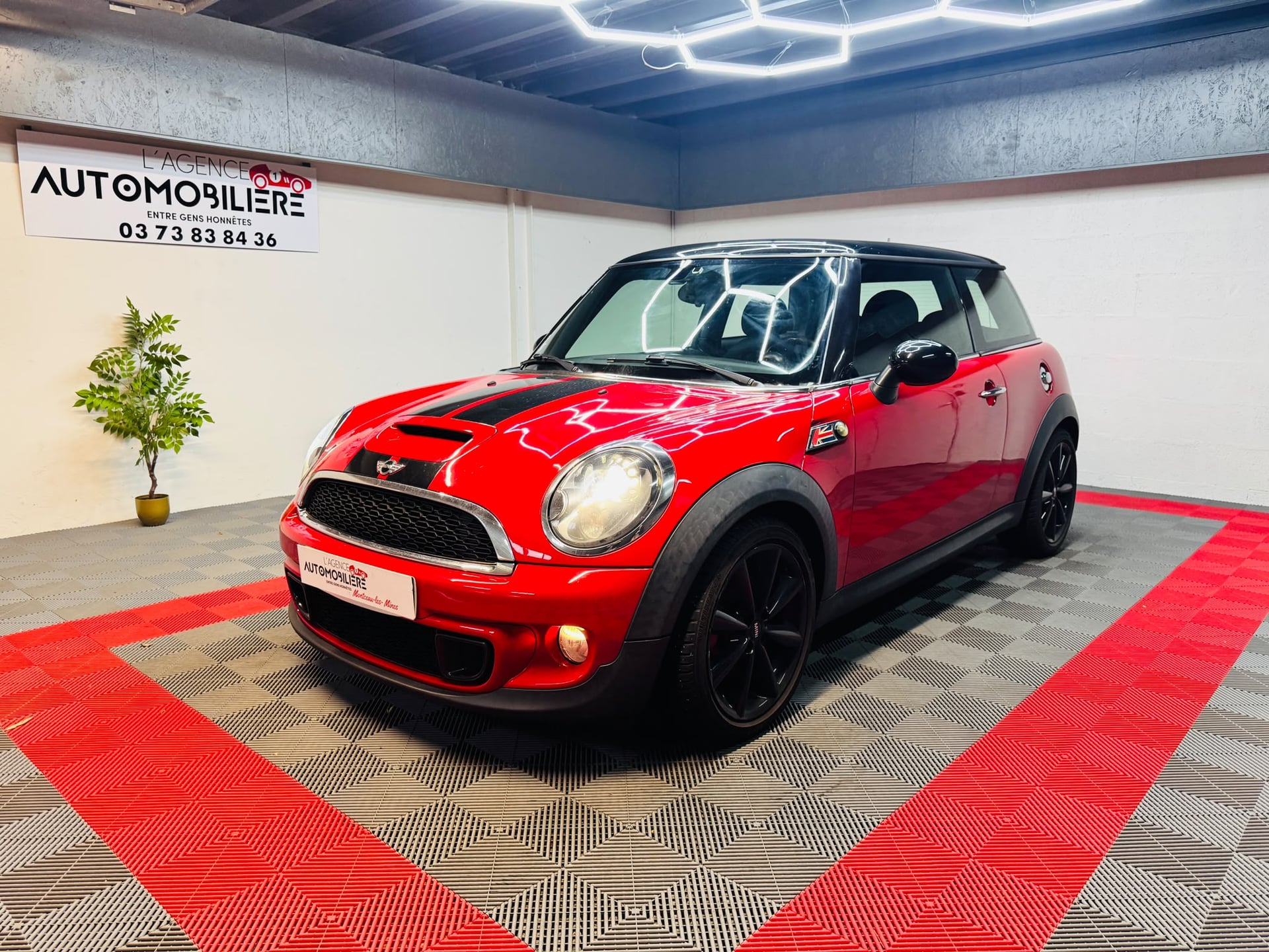 Mini MINI WMWSW71030T330774 2 (R56) LCI Cooper SD 2.0 D 16V 143 cv