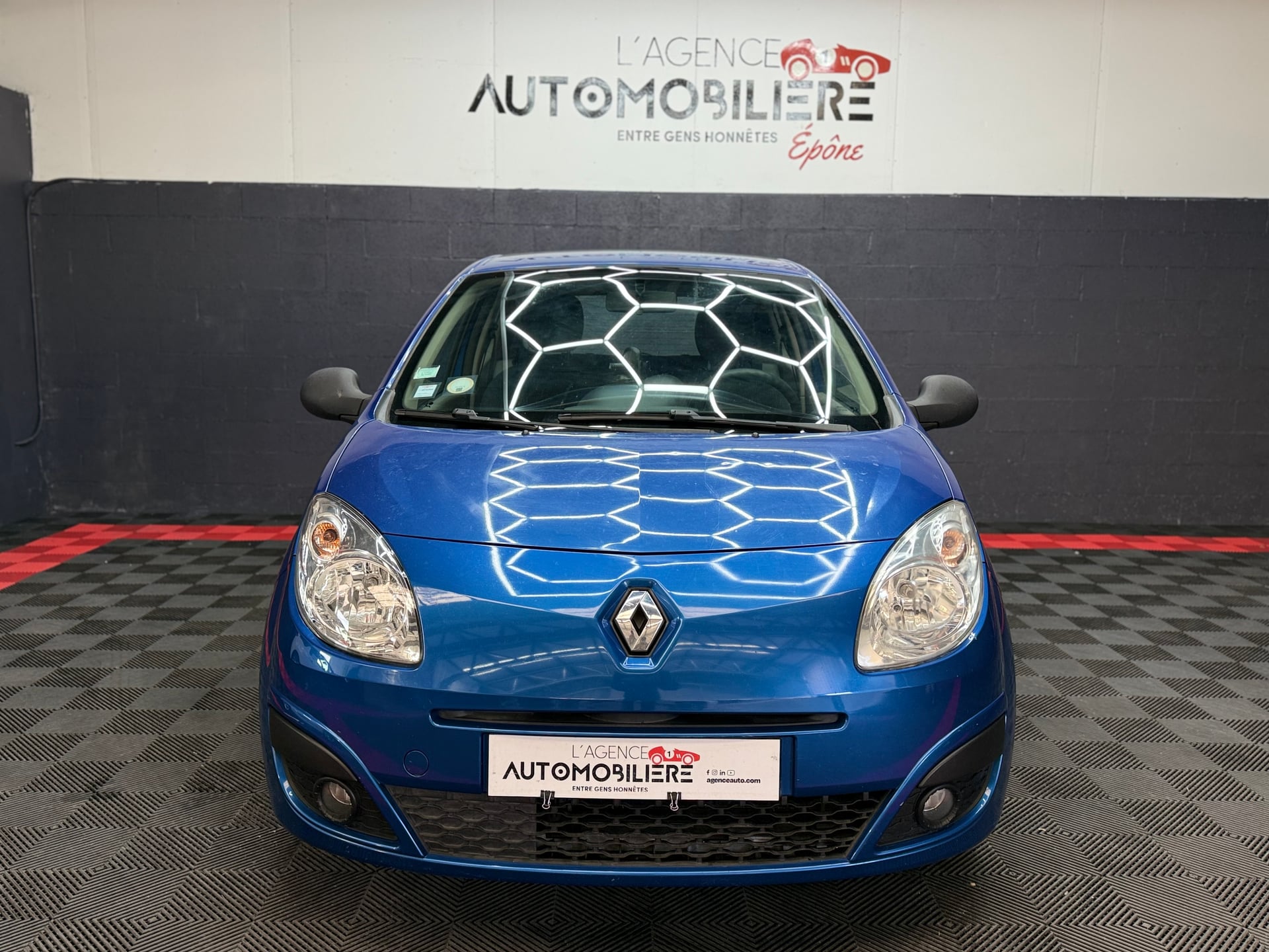 Renault Twingo 1.5 DCi 65 ch Authentique — 2