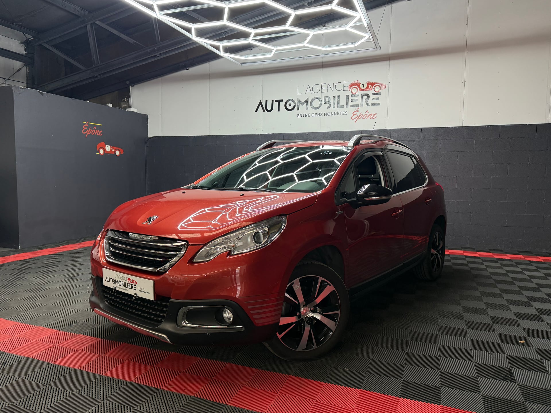 Peugeot 2008 1.2 PureTech 130 BVM6 UrbanCross