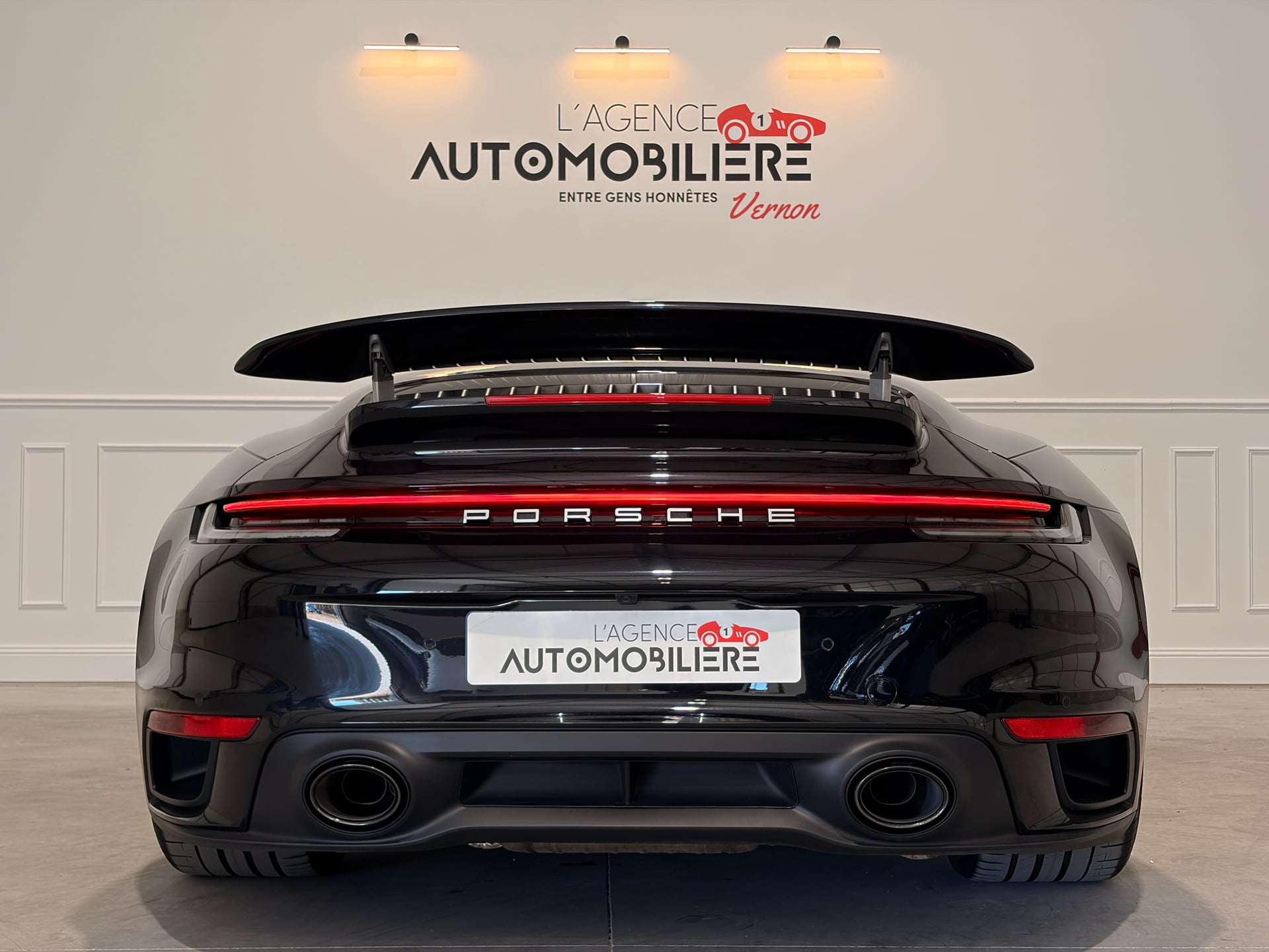 Porsche 911 TURBO S (992) CABRIOLET 3.8 650 PDK — 35