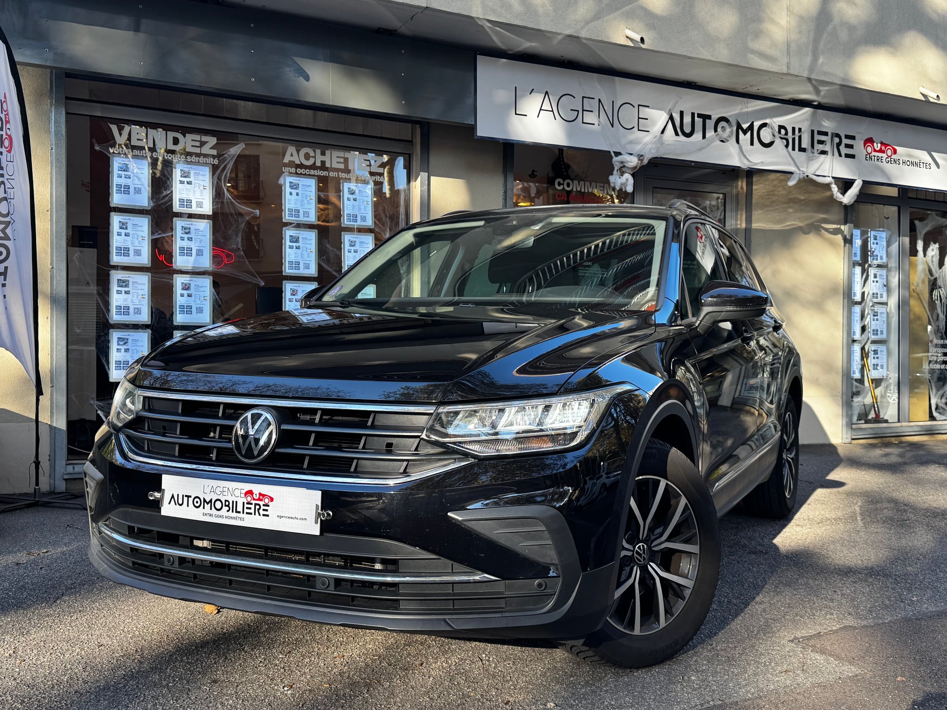 Volkswagen Tiguan II (2) 1.5 TSI 150 LIFE PLUS DSG7 - TOIT OUVRANT - CARPLAY - GARANTIE CONSTRCUTEUR JUSQU'AU 24/03/2027