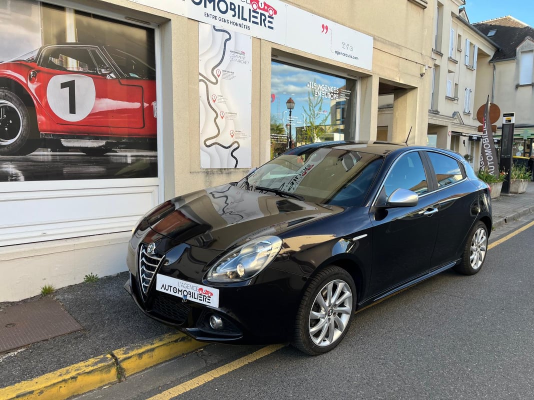 Alfa Romeo Giulietta Giulietta 2.0 JTDm 150ch Distinctive Stop&Start — 1