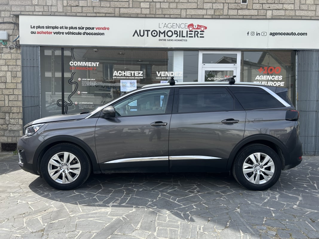 Peugeot 5008 1.2 Puretech 130 Allure Business – 7 places - SUIVI D'ENTRETIEN - COURROIE REMPLACÉE — 2