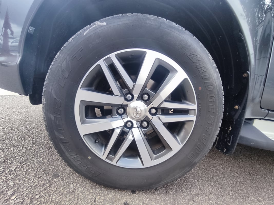 Toyota Hilux XTRA CABINE LOUNGE 4X4 Sans TVA — 40