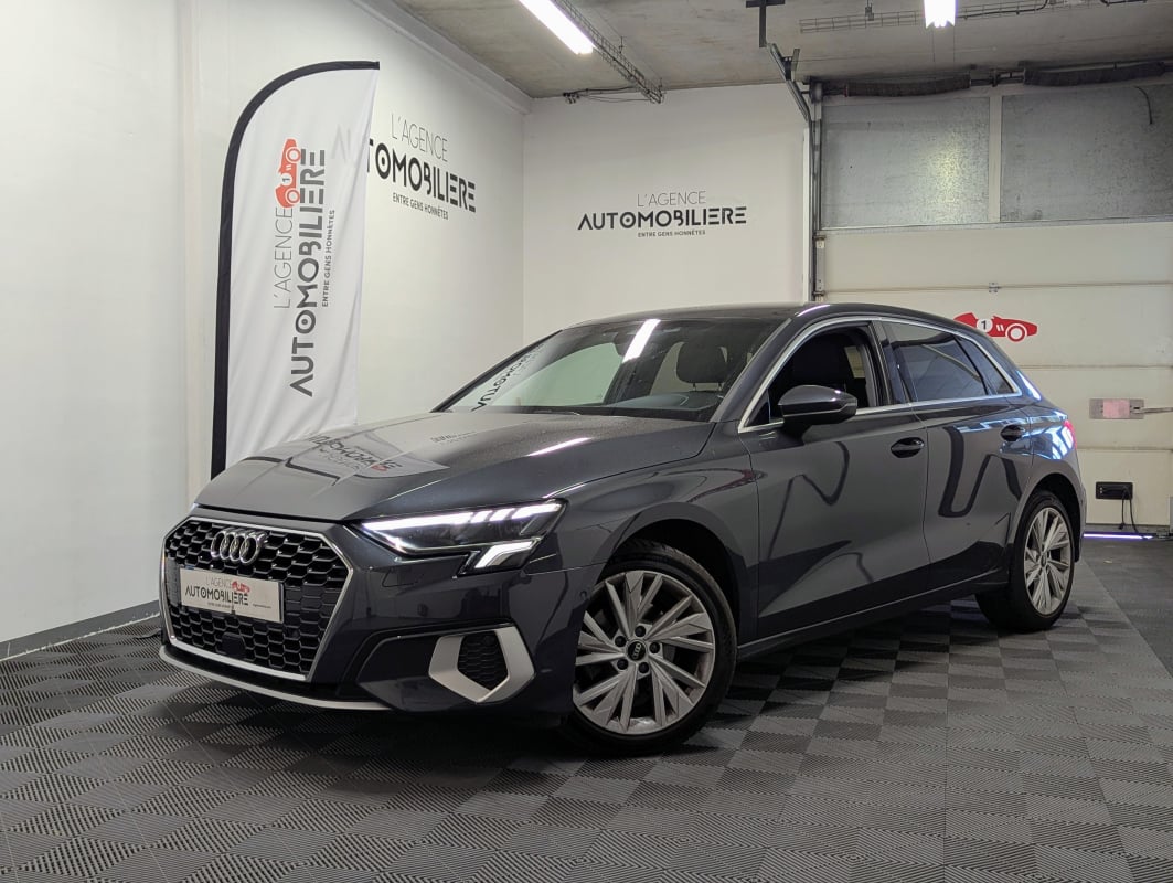 Audi A3 IV SPORTBACK 35 TFSI 150 MHEV DESIGN LUXE S TRONIC 7