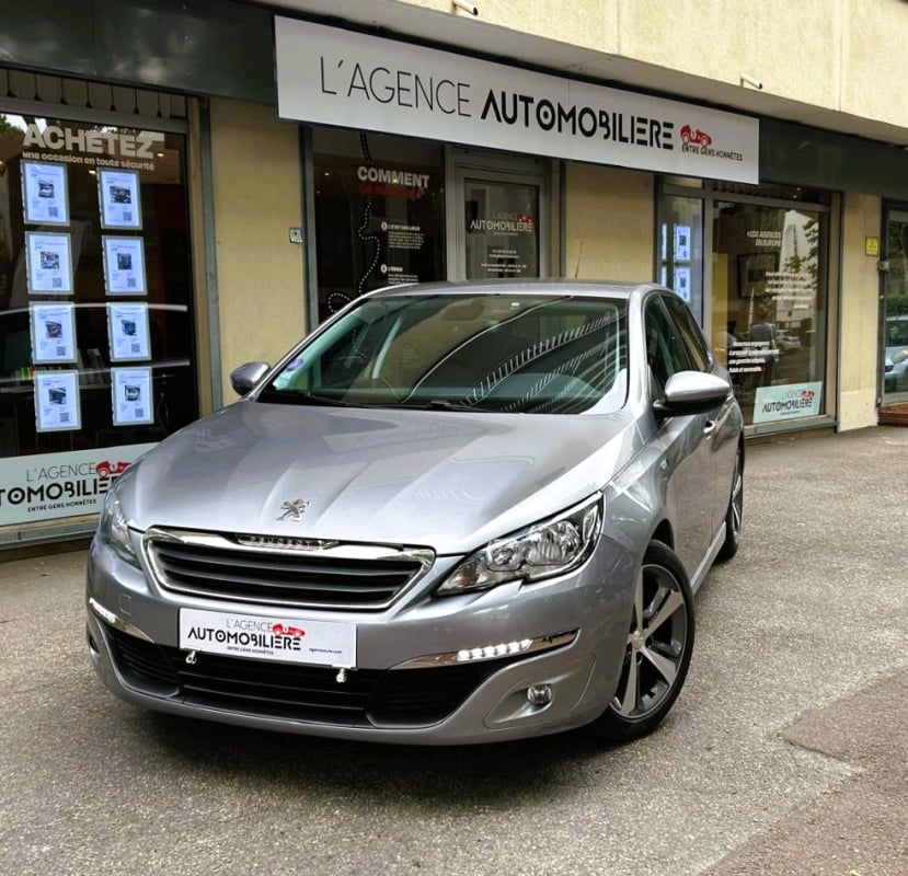 Peugeot 308 1.2 PURETECH 110 S&S BVM5 STYLE 1ERE MAIN, DISTRIBUTION FAITE — 1