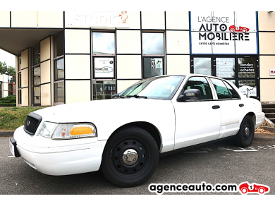 Ford Crown Victoria